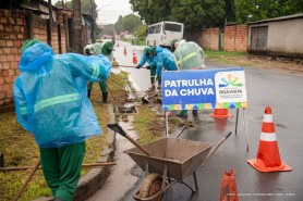 Patrulha da Chuva intensifica limpeza urbana para prevenir acúmulo de água em ruas de Boa Vista