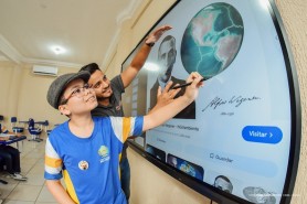 Telas interativas fortalecem ensino e transformam rotina nas escolas de Boa Vista