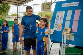 CUIDADO QUE COMEÇA NA ESCOLA - Rede Municipal de Ensino monitora saúde e desenvolvimento físico dos estudantes