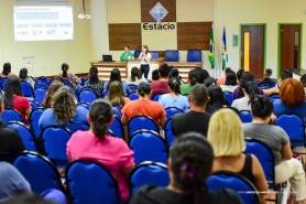 Novos cuidadores recebem capacitação para atuar na Rede Municipal de Ensino