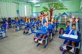 Rede Municipal de Ensino retoma aulas com planejamento, novos uniformes e foco na aprendizagem