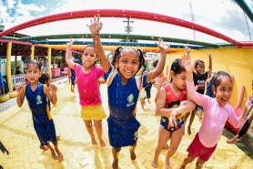 Parque Aquático Sensorial promove aprendizado lúdico e inclusivo na Escola Doutor Sílvio Leite