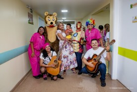 Mês da Primeira Infância - Atividades humanizadas levam acolhimento e transformam a rotina de crianças internadas no HCSA