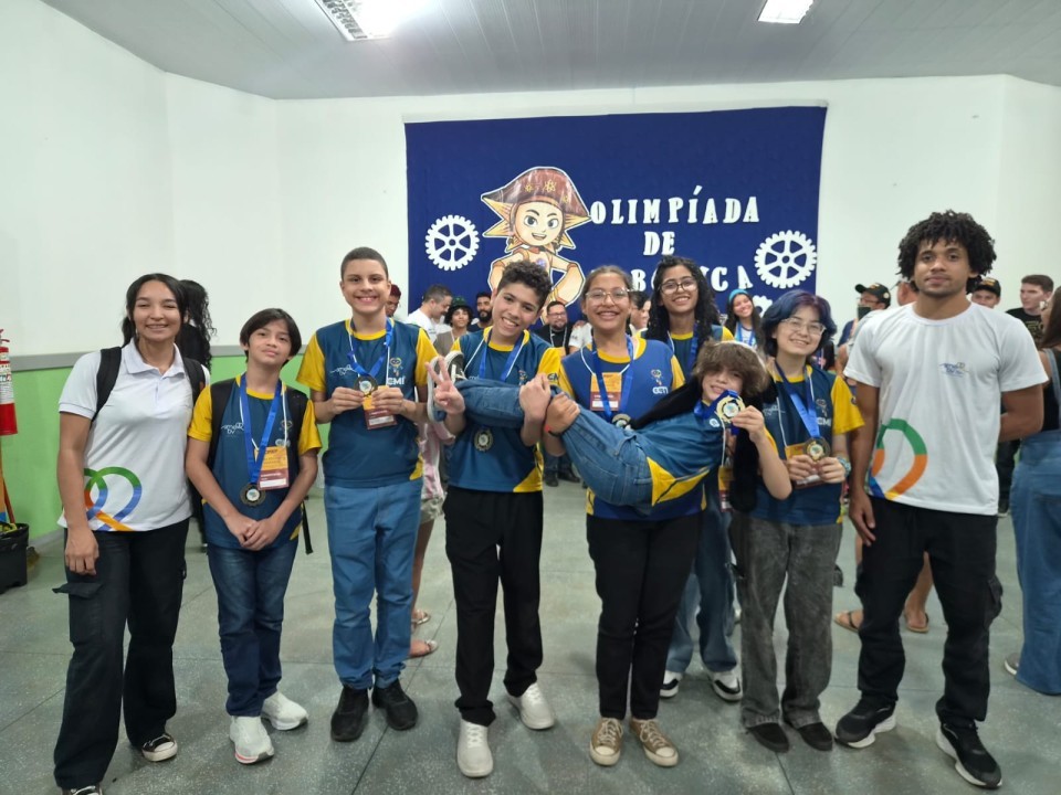 Equipes de Robótica do Centro Municipal de Inovação