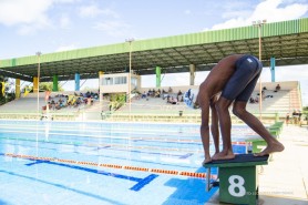 'QUEBRA DE RECORDES’ - Integrantes do Bolsa Atleta são destaque em competição de natação na Vila Olímpica