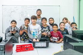 ROBÓTICA EDUCACIONAL - Em pouco mais de um mês de curso, novos alunos do CCTI avançam na área de montagem e programação