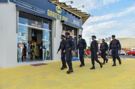 Alunos da Guarda Municipal fiscalizam Centro de Boa Vista em aula prática sobre Patrulhamento Comunitário