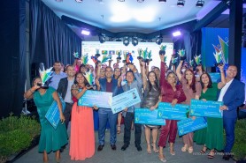 Prêmio Delacir  - Prefeitura premia vencedores de 2021 e anuncia reestruturação da educação municipal para 2022