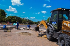 TRÂNSITO SEGURO - Prefeitura inicia nesta segunda-feira, 9, implantação de semáforo em um cruzamento na avenida Brasil