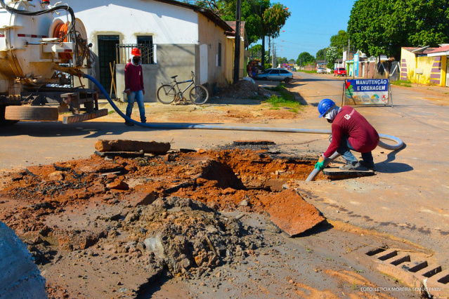 Patrulha da chuva - Limpeza de canais e “bocas de lobo” previne e evita alagamentos em pontos críticos da cidade