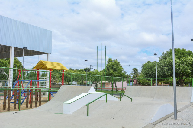 Convite  Prefeita Teresa Surita inaugura nesta sexta-feira Centro de Artes e Esportes Parque Germano Sampaio