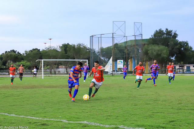 Esporte - Vila Olímpica Roberto Marinho recebe três grandes torneios de futebol amador 