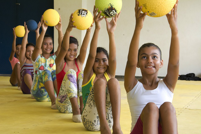Escolinha de Esportes da Vila Olímpica está com vagas abertas em oito modalidades