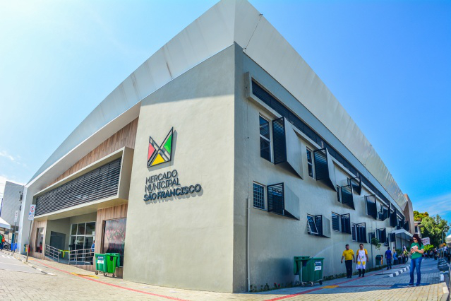Comerciantes comemoram aumento nas vendas após reestruturação do Mercado São Francisco