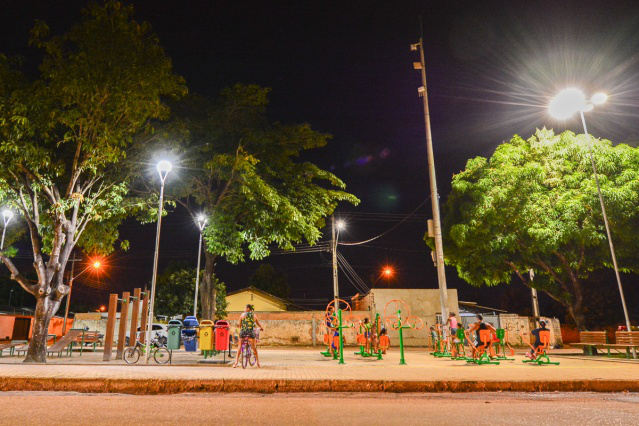 Circuito de Led - Mais duas praças de Boa Vista recebem nova iluminação 