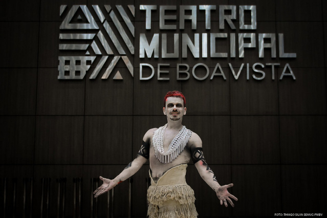 O Som do Silêncio - Espetáculo com o bailarino Santiago Junior abre temporada 2020 do Teatro Municipal