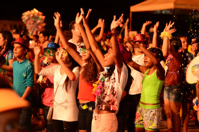 Garotada se diverte com programação especial no Carnaval