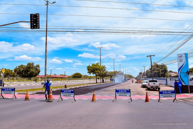 Infraestrutura - Avenida Brigadeiro Eduardo Gomes recebe segunda etapa do serviço de recapeamento