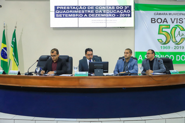 Prestação de Contas - Investimentos e avanços na educação municipal são apresentados aos vereadores 