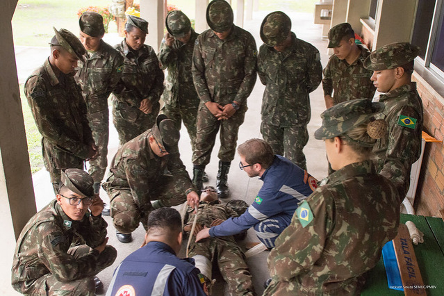 SAMU-BV ministra curso de primeiros socorros a militares do Exército