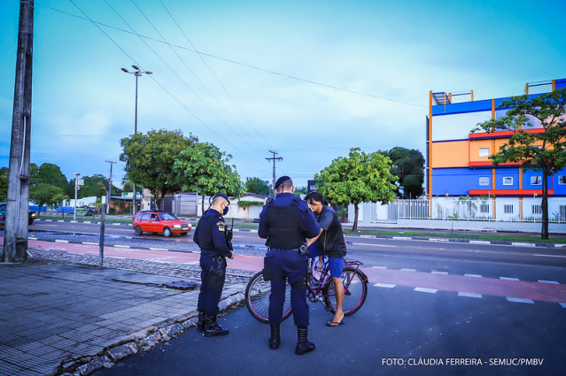 Guarda Municipal alerta população sobre uso de máscara nos espaços públicos de Boa Vista