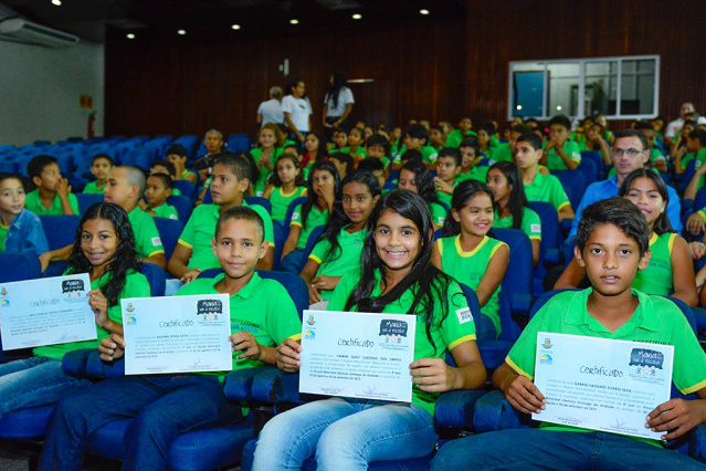 Projeto 'Maria vai à escola' encerrou mais uma etapa com entrega de certificados 