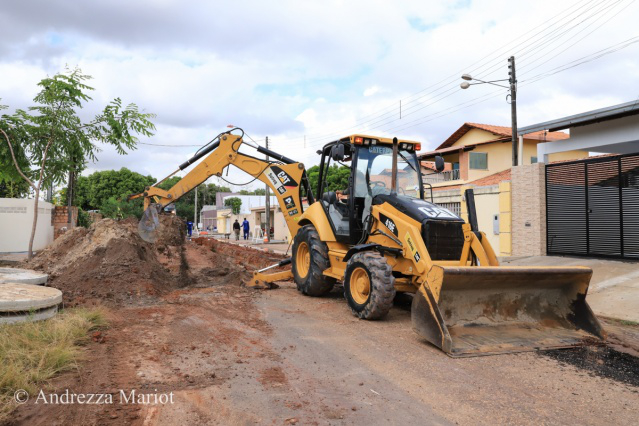 Jardim Floresta recebe obras de drenagem em pontos críticos de alagamentos   