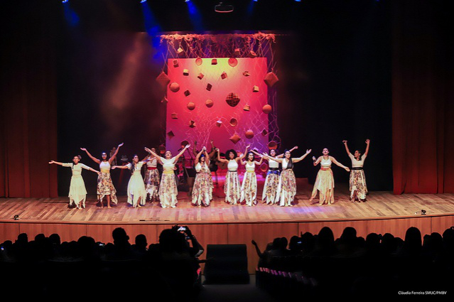 Cultura Espetáculo - “Mulheres Roraimando” atrai e conquista público no Teatro Municipal