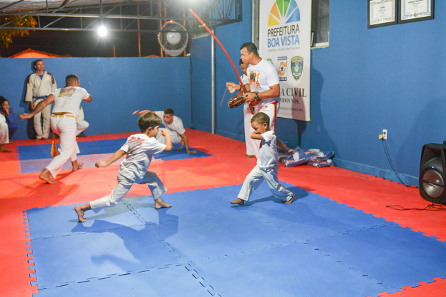 Anjos Azul Marinho - Prefeitura inaugura espaço esportivo para promover a inclusão social no bairro Caranã