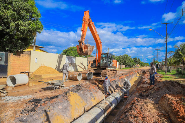 Drenagem - Obras da prefeitura eliminam ponto crítico de alagamento no bairro Equatorial