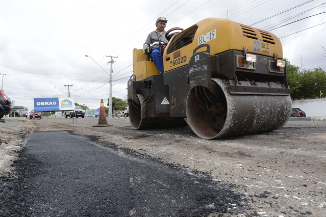 Patrulha da Chuva: Operação Tapa Buraco chega aos bairros São Pedro e Santa Tereza