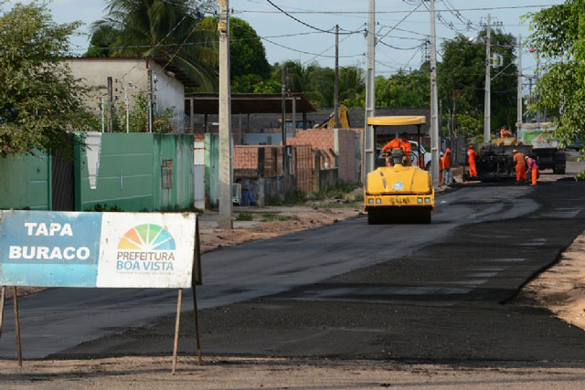 Ponto de alagamento: Trecho da rua Edmundo Sales recebe asfalto