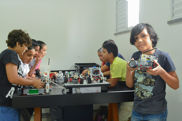 CCTI - Estudante encontra na tecnologia reforço ao aprendizado