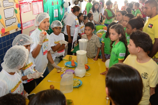 Pesquisa Virtual: Escola Municipal Rujane Severiano dos Santos promove feira de incentivo a ciência