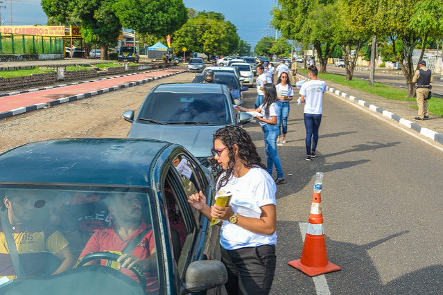 “Educação no trânsito” - Motoristas aprendem sobre atenção aos limites de velocidade nas ruas de Boa Vista