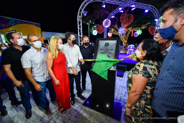 Teresa entrega Praça de Alimentação do Complexo Ayrton Senna e gera emprego e renda para 80 famílias