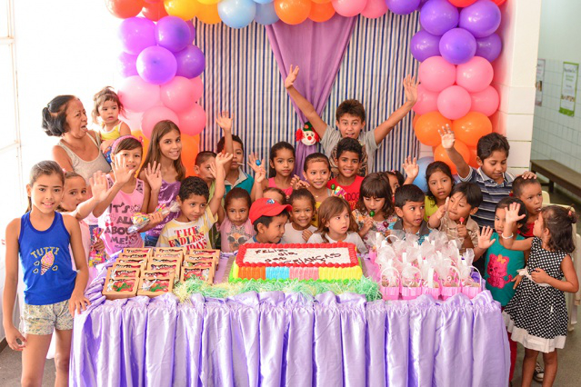 Dia das Crianças na UBS conta com primeira apresentação do Thor, o cão da Guarda Municipal