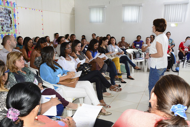 Dia Mundial da Infância - Prefeitura já capacitou cerca de 5 mil servidores para cuidar da primeira infância