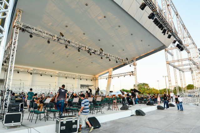 Natal da Paz 2018 - Cerca de mil artistas se preparam para um dos maiores espetáculos ao ar livre na zona Oeste de Boa Vista