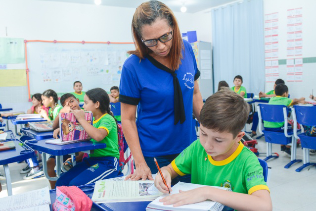 Convite:  Prefeitura empossa novos servidores da educação municipal nesta quinta-feira