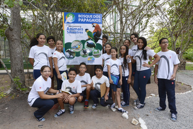 Estudantes abrem a temporada de visitas escolares ao Bosque dos Papagaios