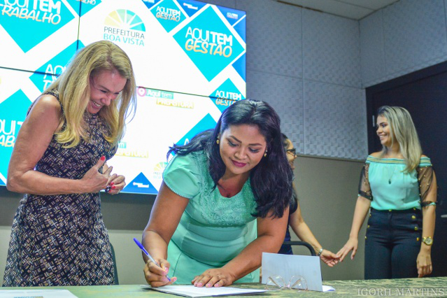 Convite - Prefeitura da posse a mais de 300 cuidadores escolares nesta quarta-feira