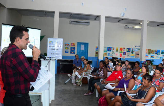 Ambulantes e barraqueiros são capacitados para comercializarem no arraial