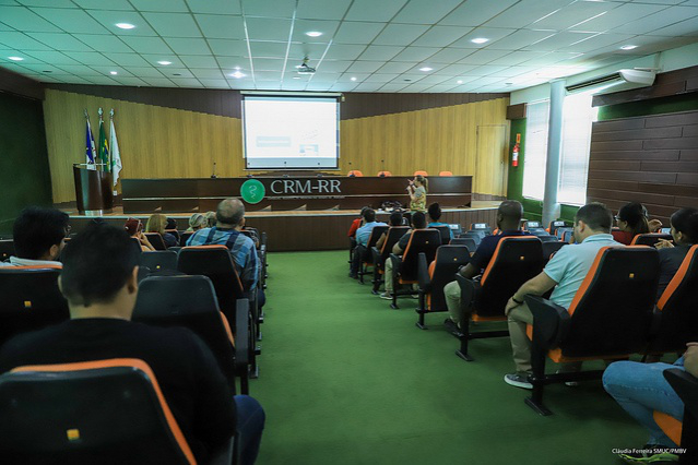 Saúde - Médicos e enfermeiros recebem capacitação sobre manejo da gripe