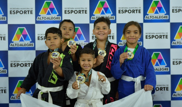 Alunos da Escolinha da Vila são destaque na Copa Alto Alegre de Jiu-jitsu