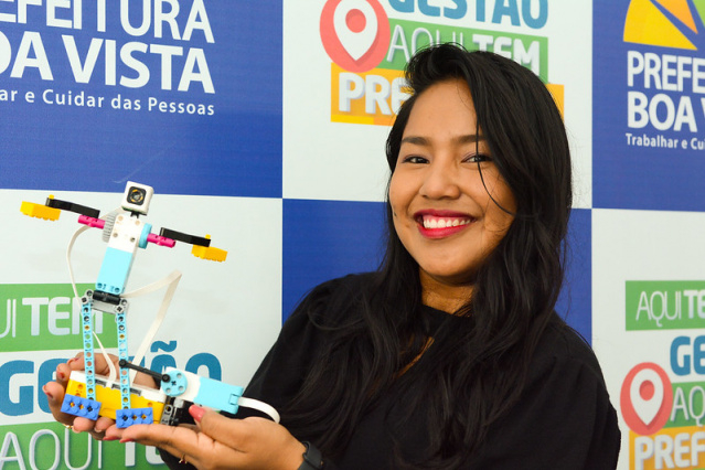 Robótica Educacional - Professora do CCTI é selecionada para participar de evento global