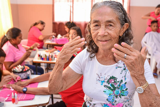 Cras Centenário oferece serviços de saúde e beleza para as mulheres nesta quinta-feira