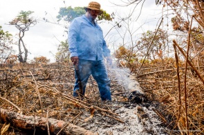 Mesmo com a proximidade do período chuvoso, ainda há risco de queimadas na zona rural
