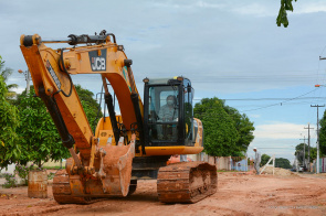 Obras de drenagem vão aumentar capacidade de escoamento da água das chuvas no Jardim Caranã