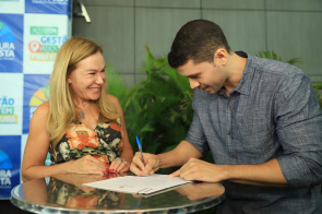 Comunicado - Prazo de entrega de documentos para convocados do Concurso da Educação termina nesta sexta-feira 